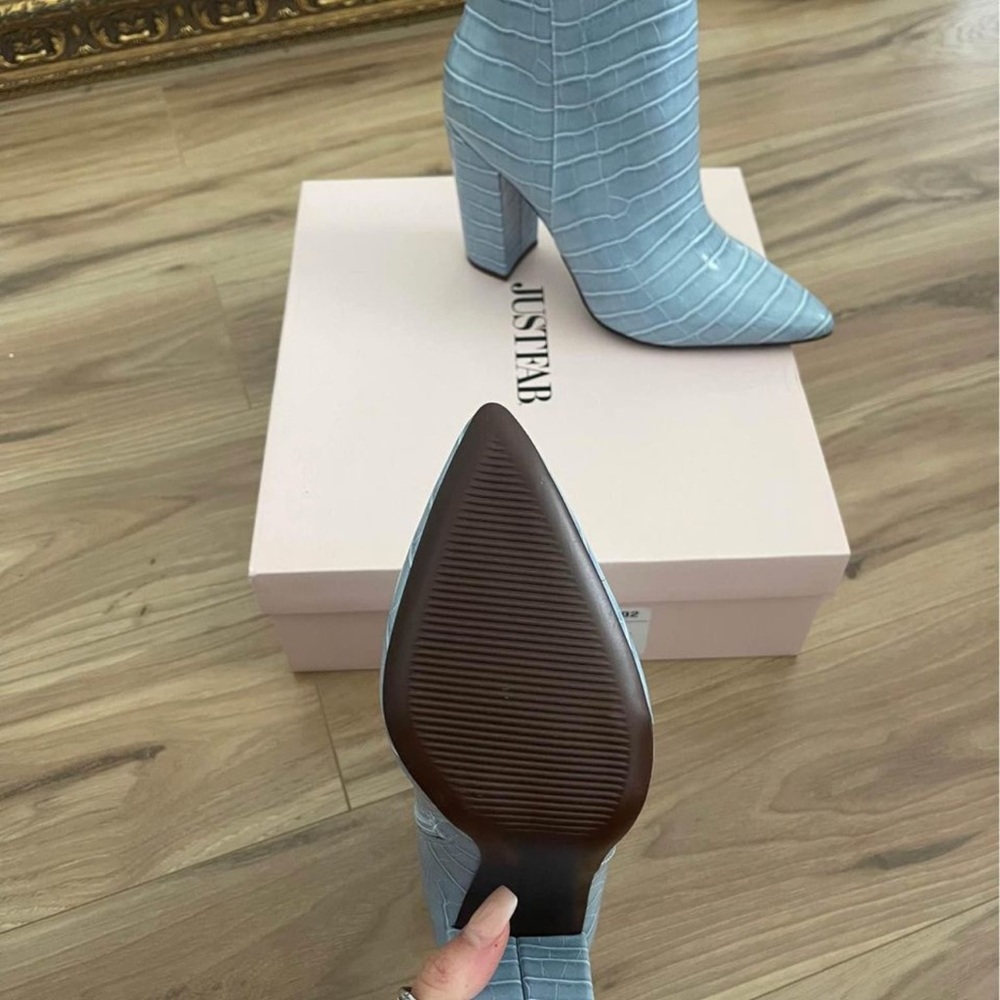 Light blue snake skin JUST FAB BOOTS